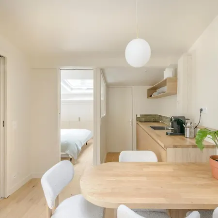 Maison Alcome - Elegant Artist's With Private Garden Guest house Paris