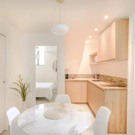 Guest house Maison Alcome - Elegant Artist's With Private Garden Paris
